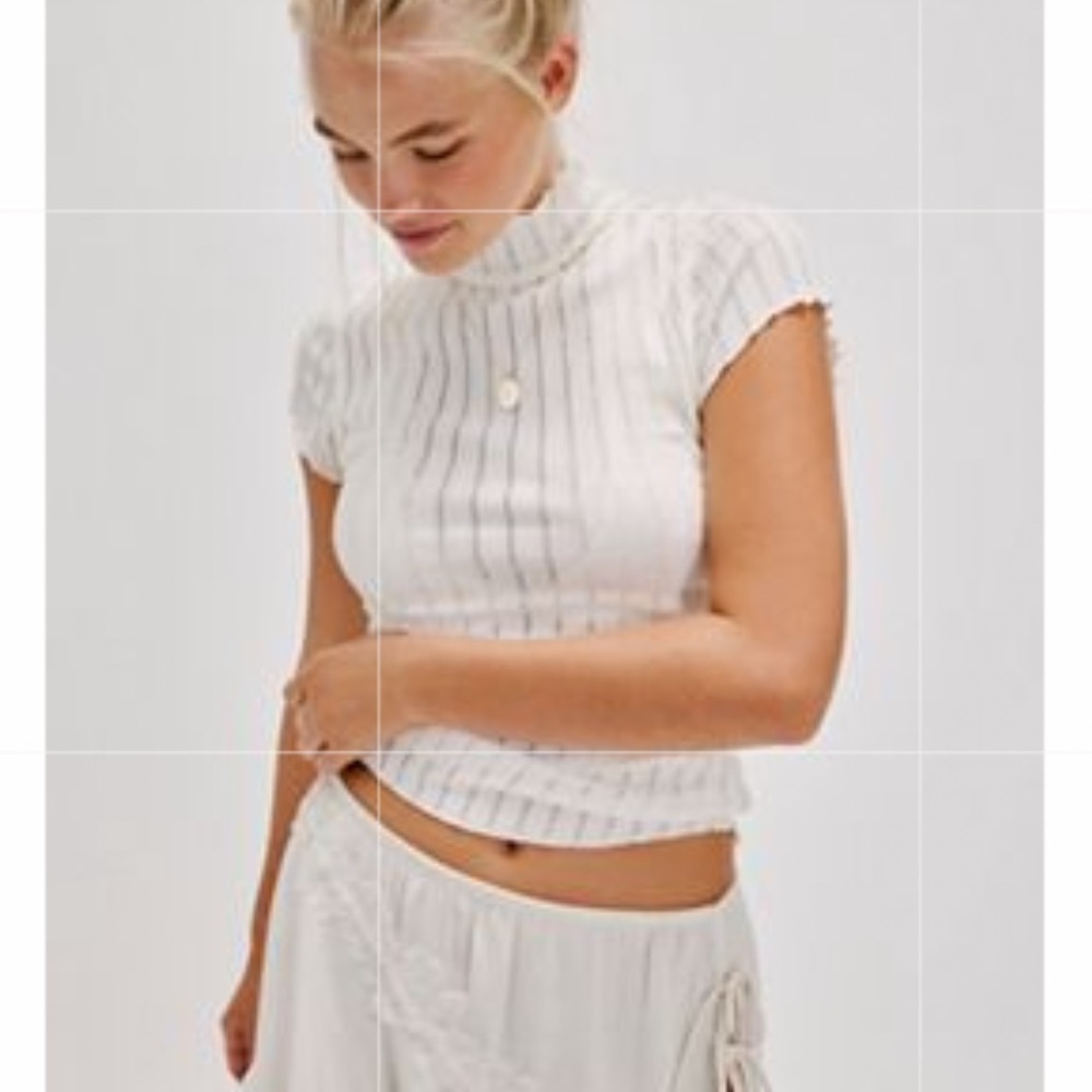 NWT Free People About Tomorrow Mock Neck. NWT.